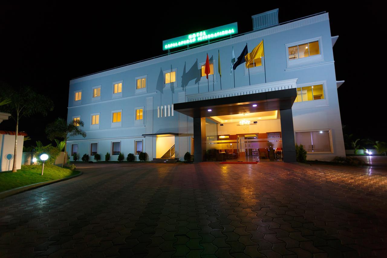 Hotel Gopalapuram International Pollāchi Exterior foto